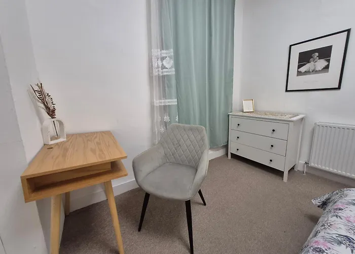 Stylish And Bright Flat In London N8 Turnpike Lane - Piccadilly Line